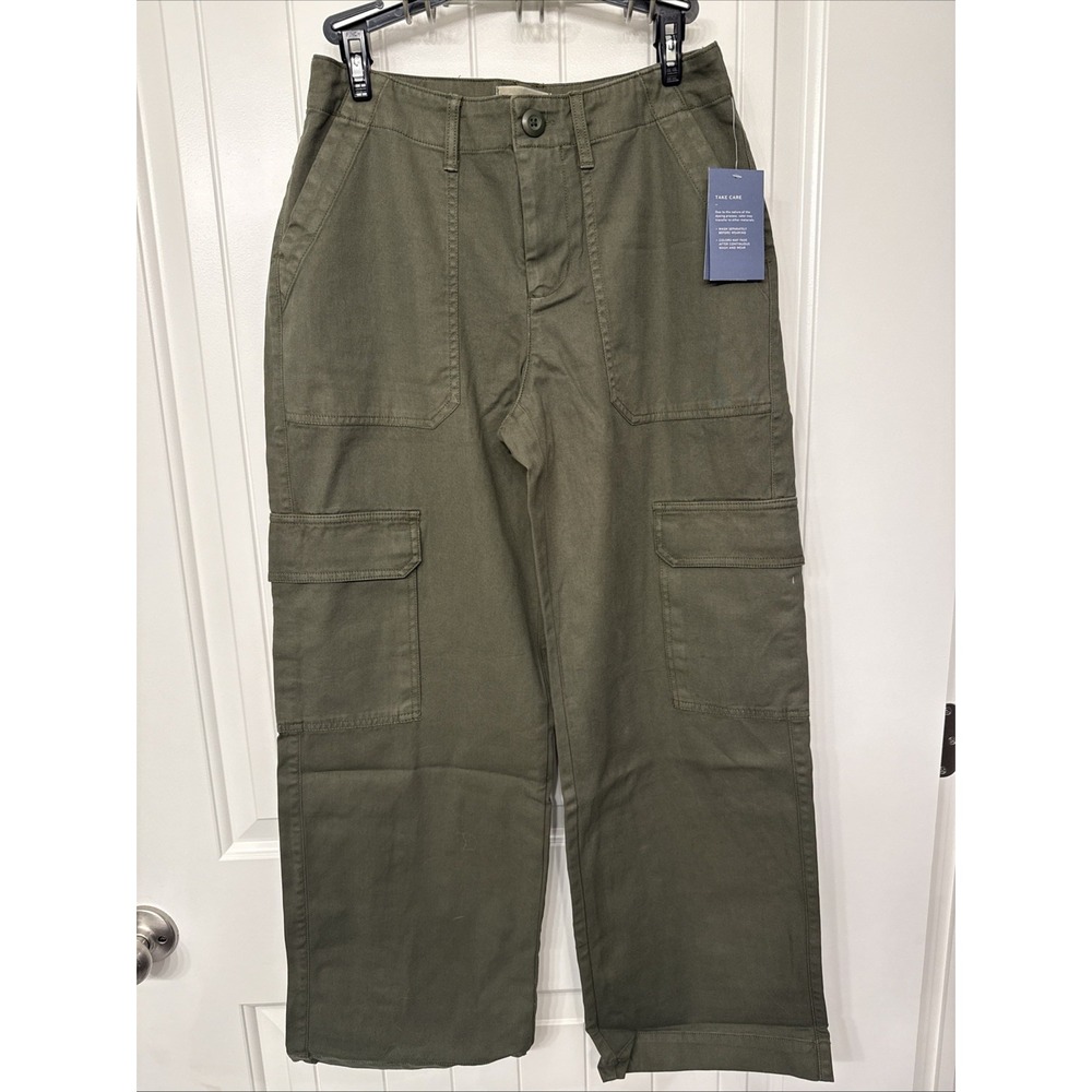 Universal Threads Olive Green Cargo Pants Size 4 Short Wide Leg NWT
